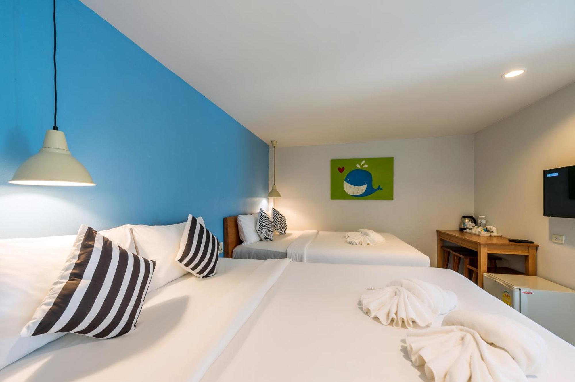 Tiya House Rooms & Cafe Krabi town Стая снимка