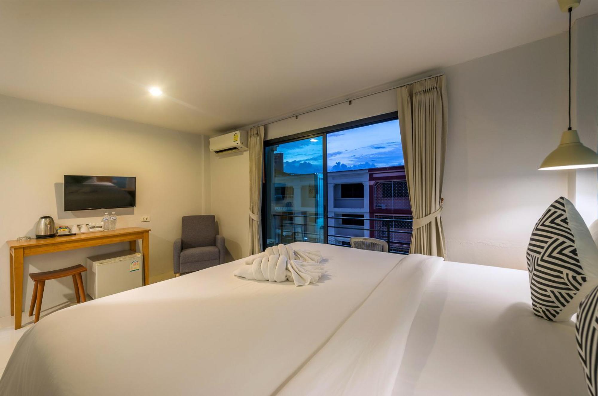 Tiya House Rooms & Cafe Krabi town Екстериор снимка